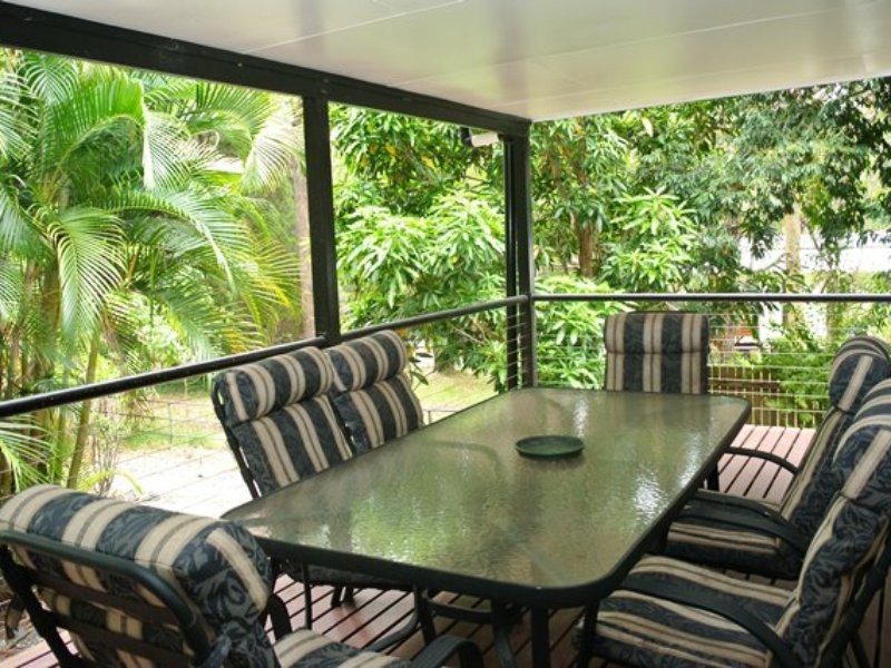 9 Aruma Street, Macleay Island QLD 4184