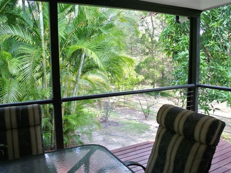 9 Aruma Street, Macleay Island QLD 4184