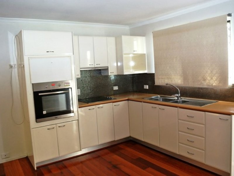 9 Aruma Street, Macleay Island QLD 4184