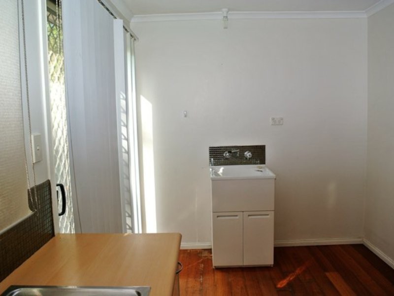 9 Aruma Street, Macleay Island QLD 4184