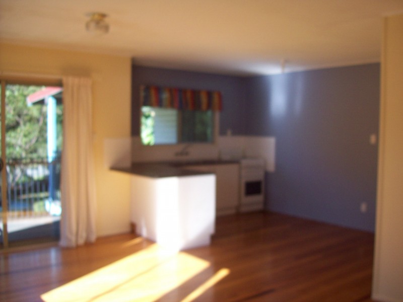 185 High Central Road, Macleay Island QLD 4184
