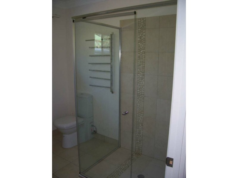 22 Kalara Street, Macleay Island QLD 4184