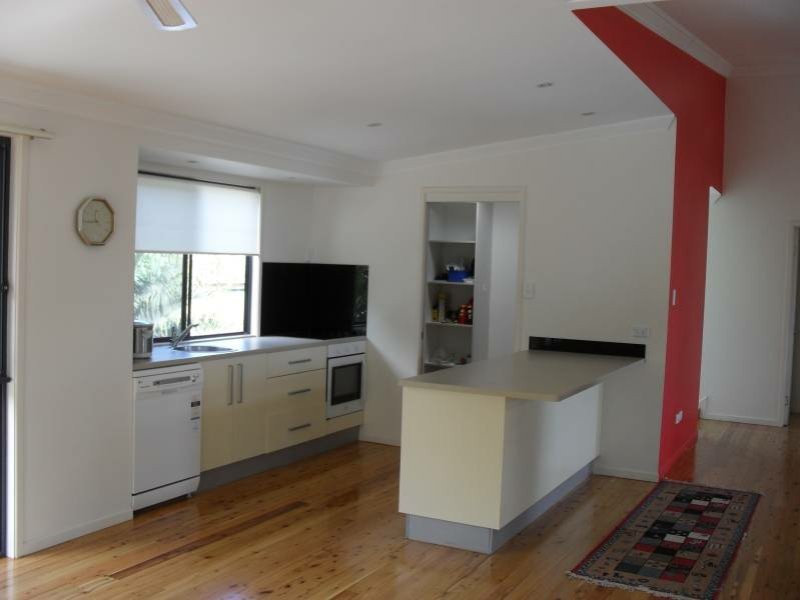 22 Kalara Street, Macleay Island QLD 4184