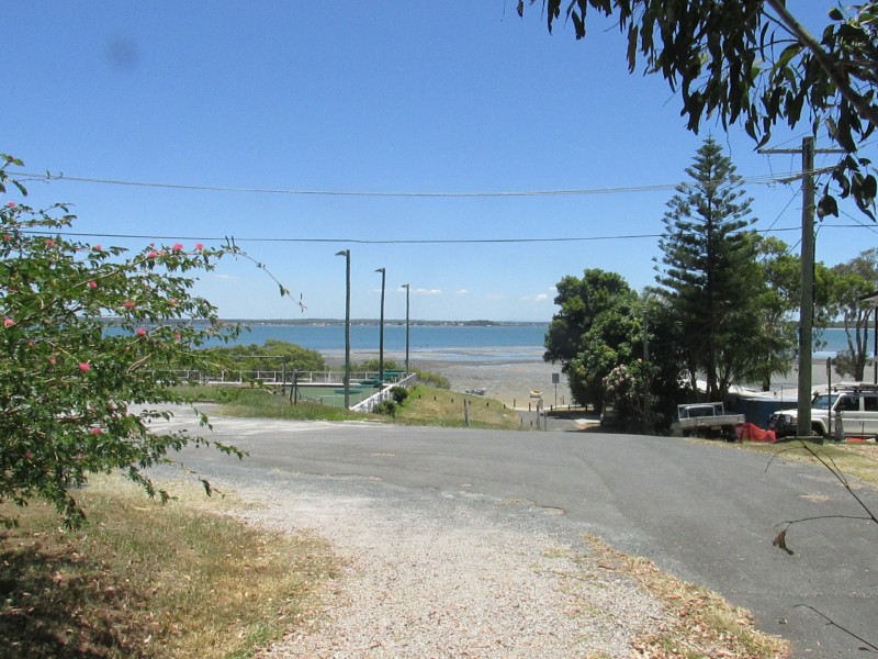 22 Kalara Street, Macleay Island QLD 4184