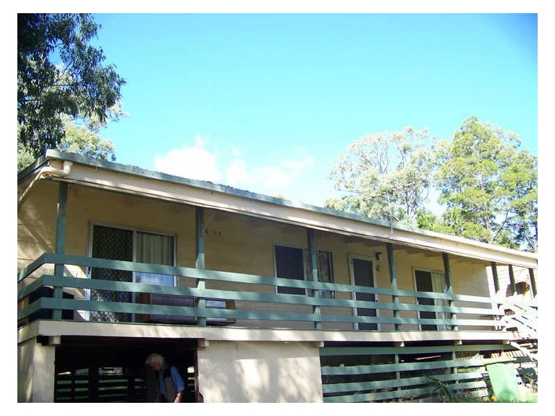 22 Cliff Tce, Macleay Island QLD 4184