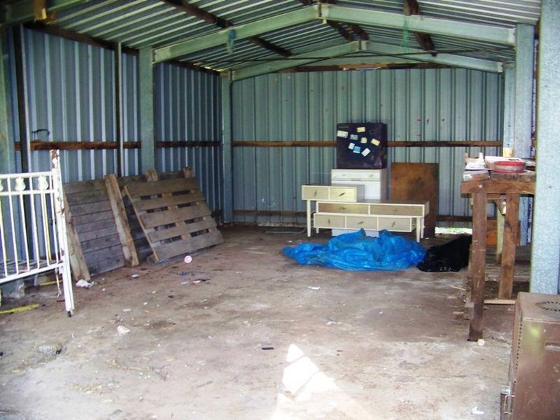 22 Cliff Tce, Macleay Island QLD 4184
