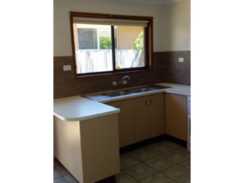 135 Cane Street, Redland Bay QLD 4165