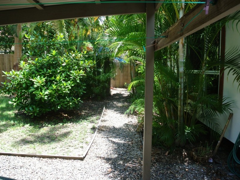 56 Alexander Street, Macleay Island QLD 4184