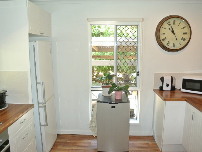 56 Alexander Street, Macleay Island QLD 4184