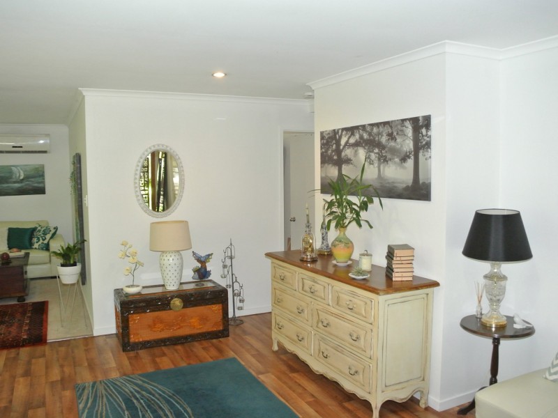 56 Alexander Street, Macleay Island QLD 4184