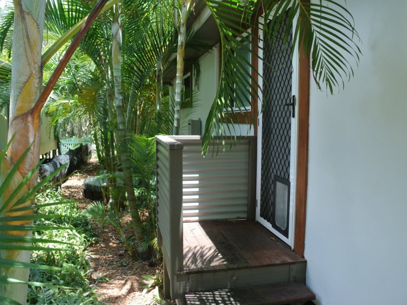56 Alexander Street, Macleay Island QLD 4184