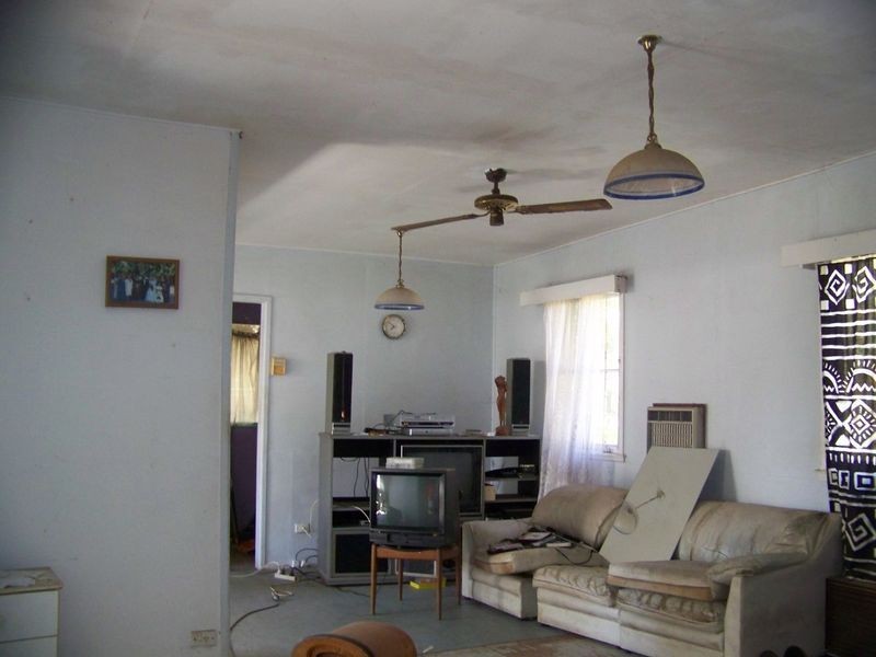 8 Nugent, Macleay Island QLD 4184