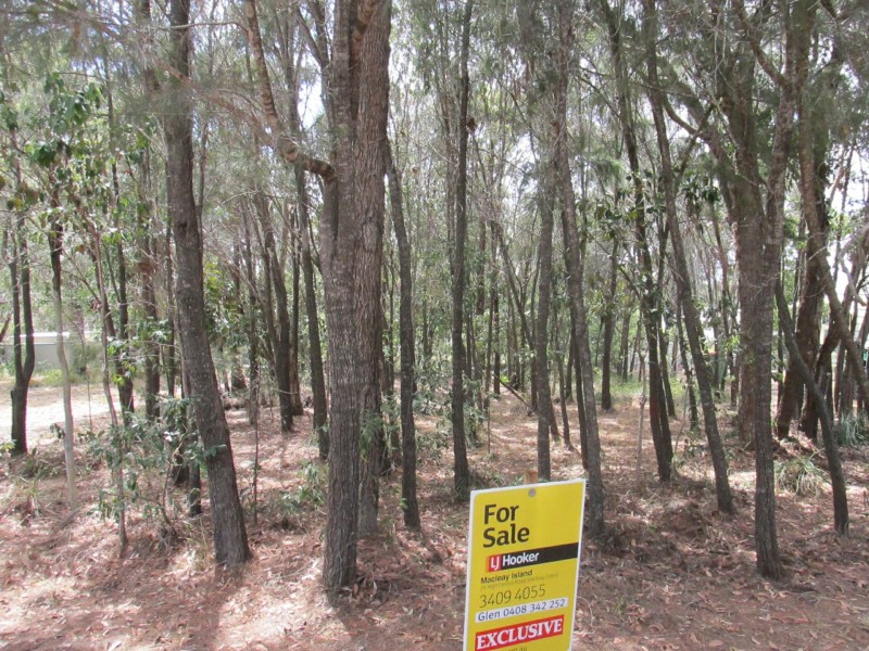 18 Ashton Street, Macleay Island QLD 4184