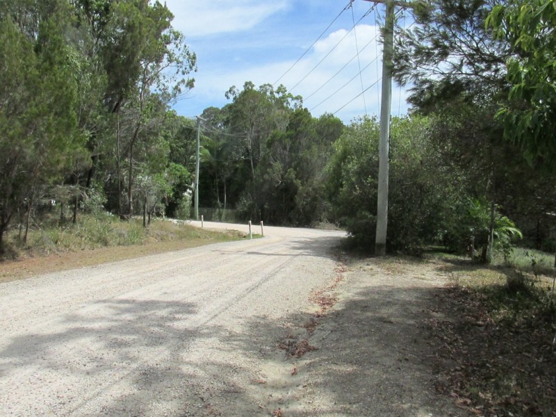 18 Ashton Street, Macleay Island QLD 4184