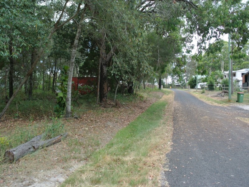 12 Dinjerra Street, Macleay Island QLD 4184