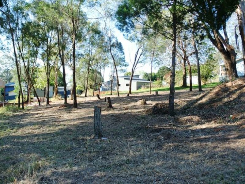 5 Blue Waters Crescent, Macleay Island QLD 4184