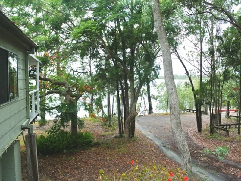 11 Zelma Court, Macleay Island QLD 4184