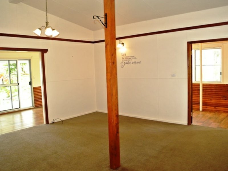 11 Zelma Court, Macleay Island QLD 4184
