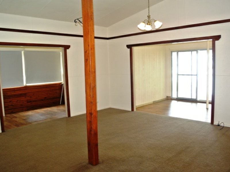11 Zelma Court, Macleay Island QLD 4184