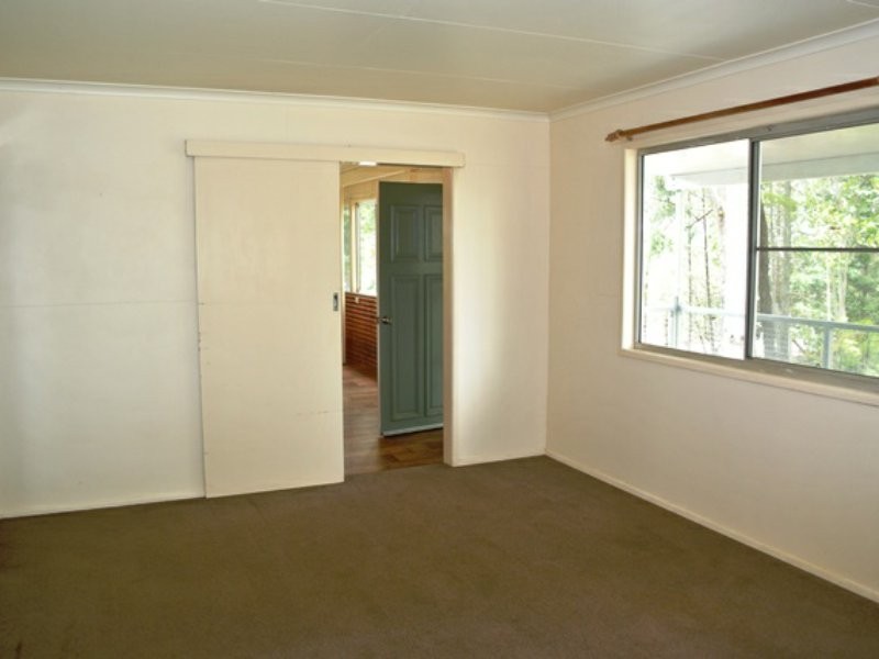 11 Zelma Court, Macleay Island QLD 4184