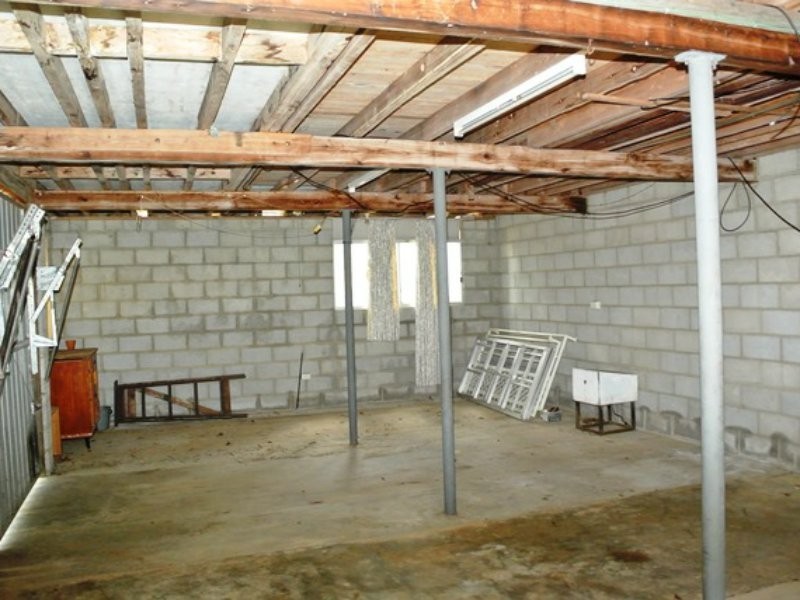 11 Zelma Court, Macleay Island QLD 4184