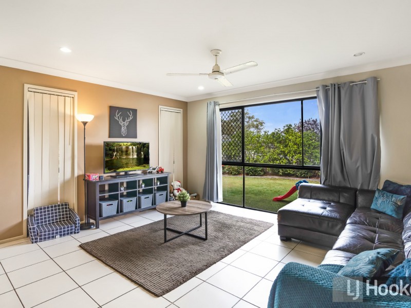 21 Aqua Crescent, Redland Bay QLD 4165