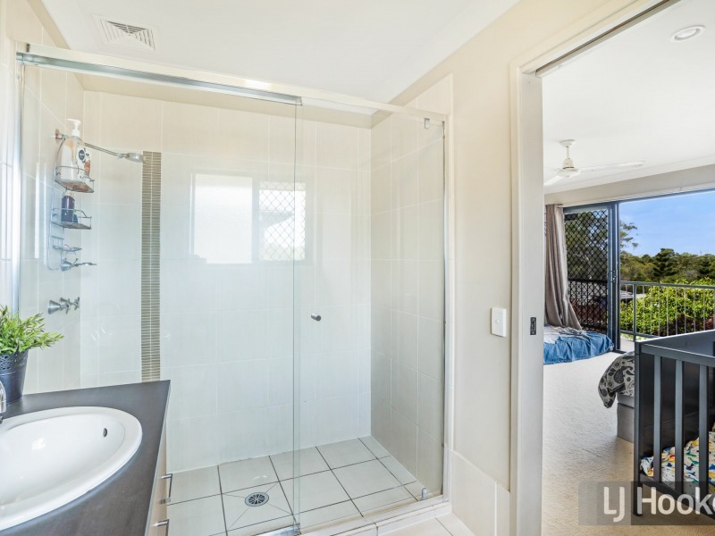 21 Aqua Crescent, Redland Bay QLD 4165