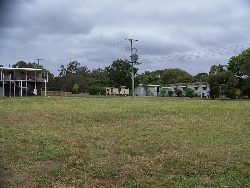 4 Michiko, Macleay Island QLD 4184