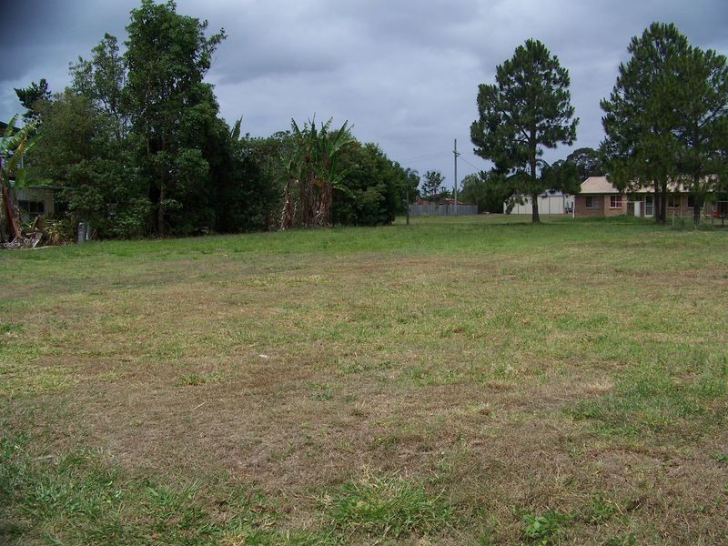 4 Michiko, Macleay Island QLD 4184