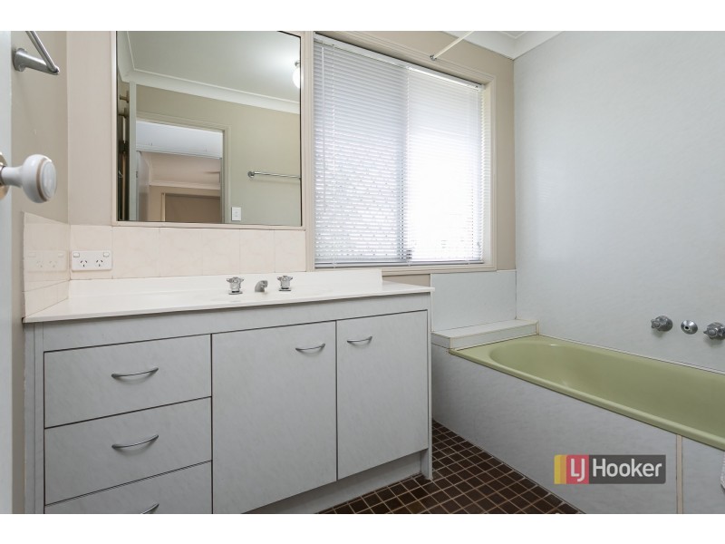 3 Bottlebrush Court, Victoria Point QLD 4165