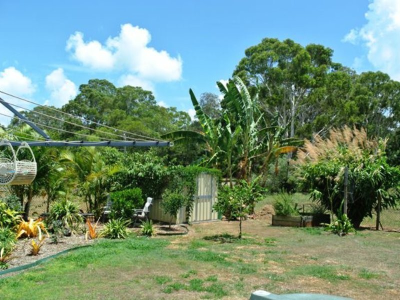 17 Coffea Street, Macleay Island QLD 4184