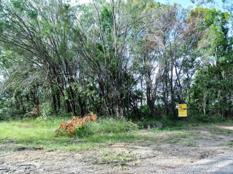 33 Jane Street, Macleay Island QLD 4184