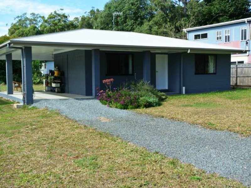 4 Citron Street, Macleay Island QLD 4184