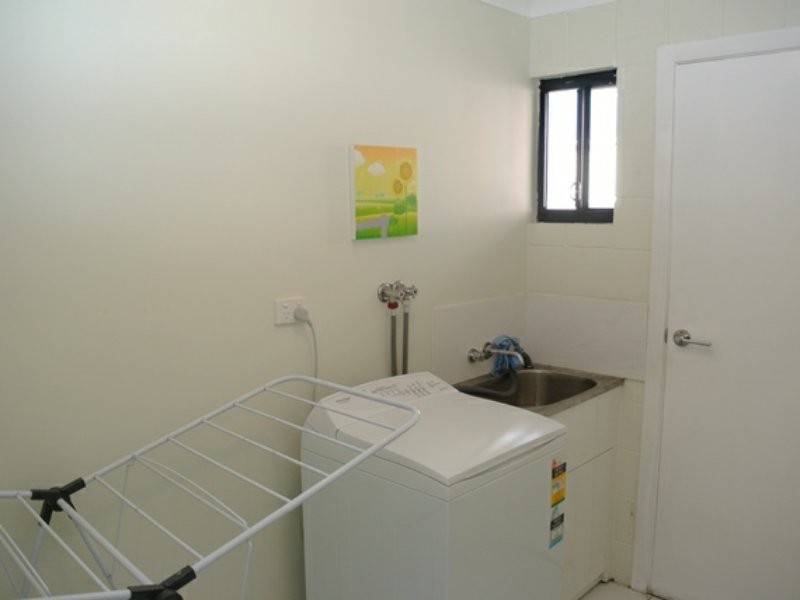 4 Citron Street, Macleay Island QLD 4184
