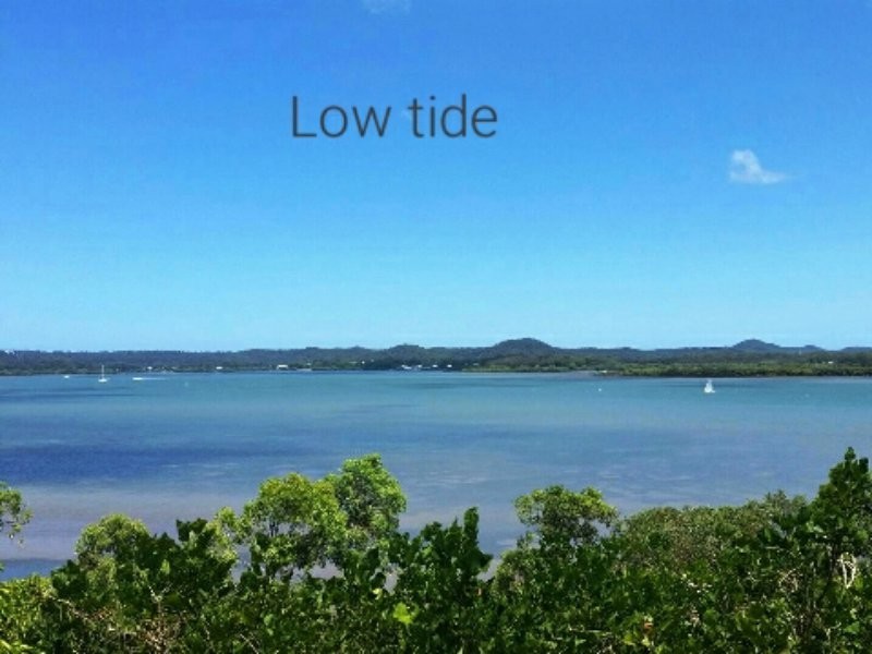 32 Tina Avenue, Lamb Island QLD 4184