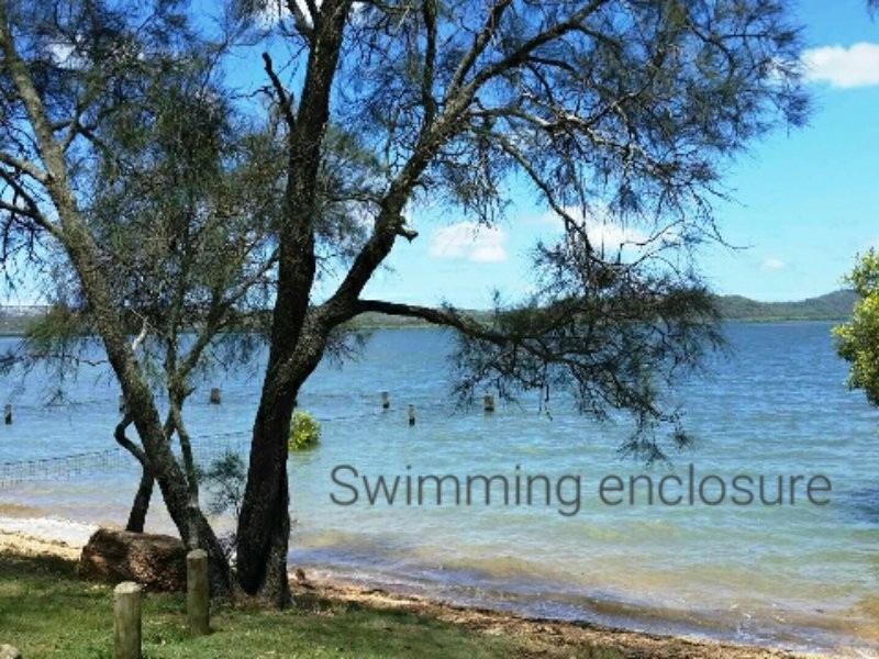 32 Tina Avenue, Lamb Island QLD 4184