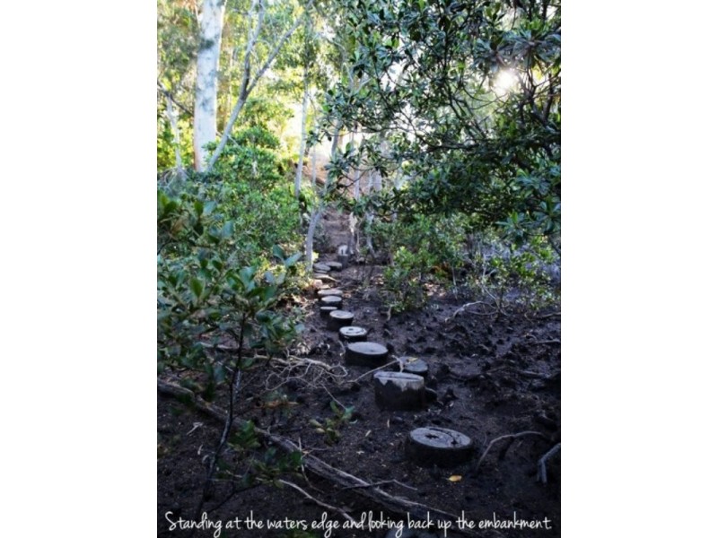 2 Keith St, Macleay Island QLD 4184