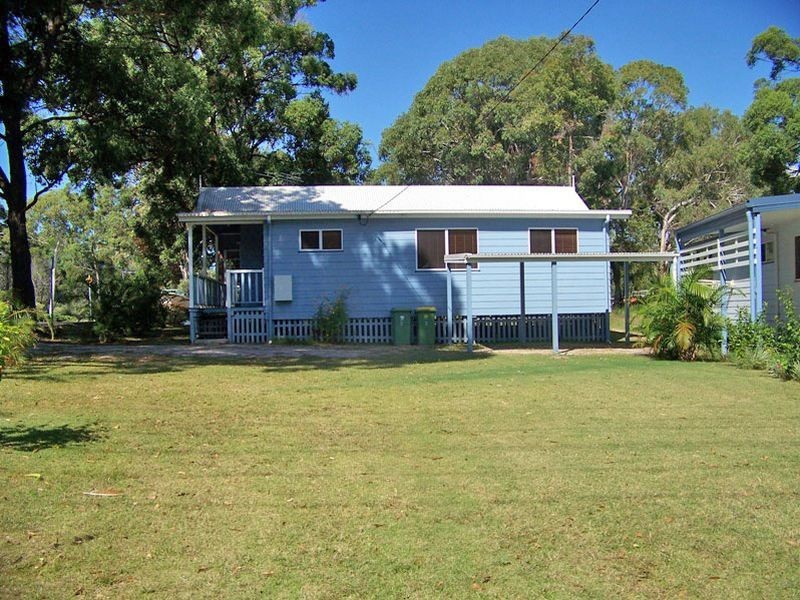 2 Noogie Street., Macleay Island QLD 4184