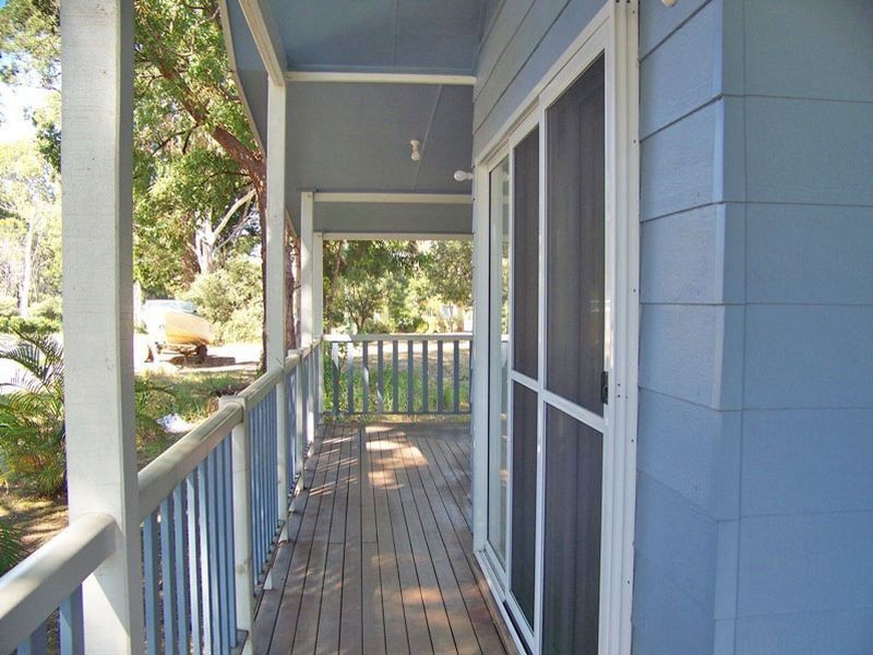 2 Noogie Street., Macleay Island QLD 4184