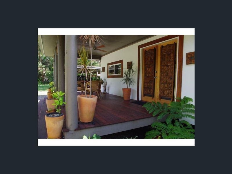 56 Alexander Street, Macleay Island QLD 4184
