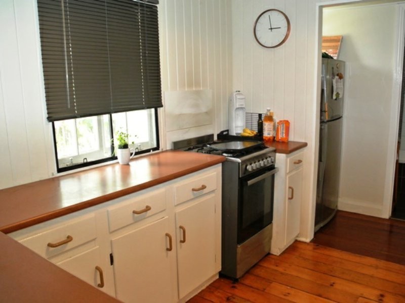 17 Pecan Street, Macleay Island QLD 4184