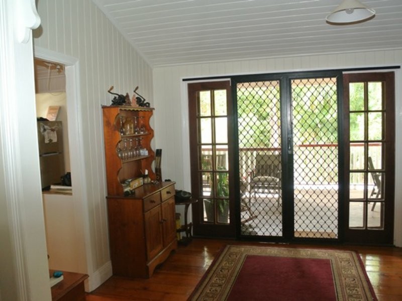 17 Pecan Street, Macleay Island QLD 4184