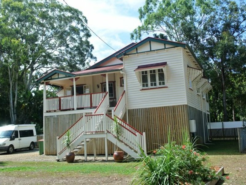 17 Pecan Street, Macleay Island QLD 4184