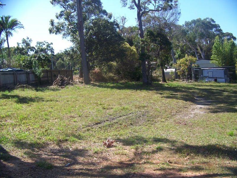 23 Kooberry Street, Macleay Island QLD 4184