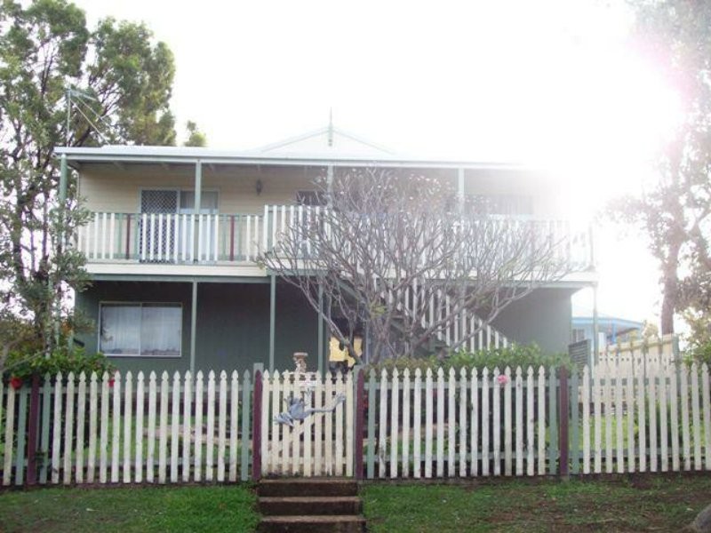 1 Percival Street, Macleay Island QLD 4184