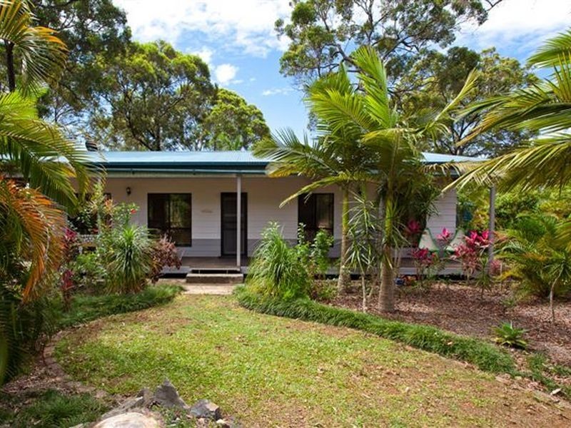 10 Peace st, Lamb Island QLD 4184
