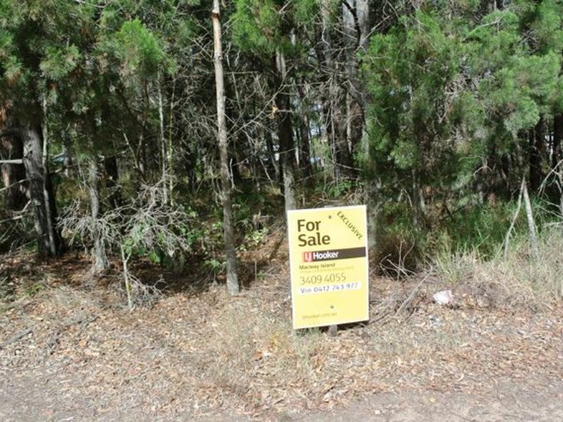10 Piccaninny Street, Macleay Island QLD 4184