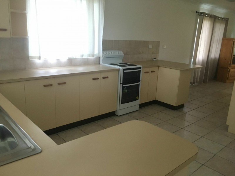 26 Noyes Parade, Karragarra Island QLD 4184