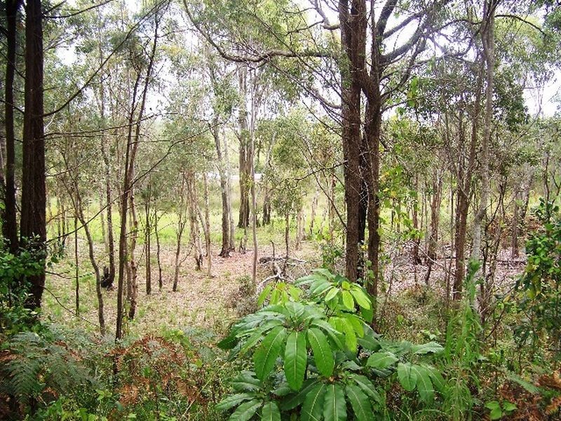 30 Charles Tce, Macleay Island QLD 4184