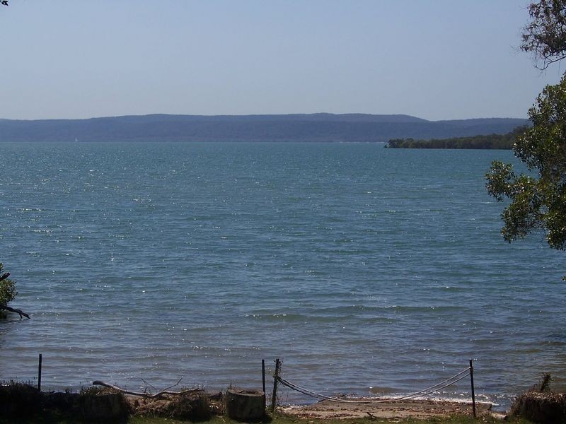 37 Jan Street, Macleay Island QLD 4184